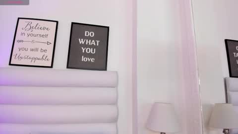 Snapshot of abbey_walker chatting on March 2026 11:27:02 AM abbey_walker online show from March 2026 11:27:02 AM