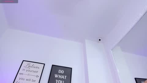 Snapshot of abbey_walker chatting on March 2026 11:10:01 AM abbey_walker online show from March 2026 11:10:01 AM