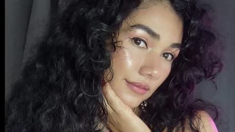 Snapshot of abbi_mooncb chatting on July 2026 01:52:01 PM Abbi mooncb online show from July 2026 01:52:01 PM