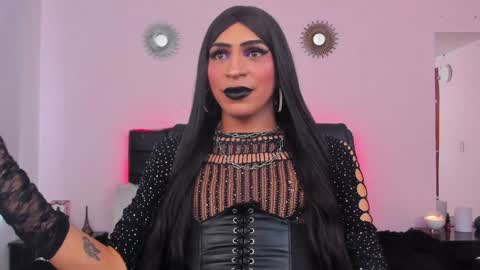 Abbigail Fuster  online show from February 2025 01:11:02 PM