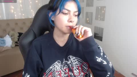 Snapshot of abbiross chatting on December 2024 11:13:02 PM Abbi online show from December 2024 11:13:02 PM