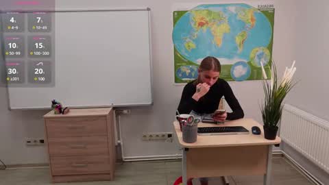 Snapshot of abby_laker chatting on December 2024 02:41:02 PM ABBY LAKER online show from December 2024 02:41:02 PM