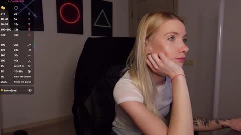 Snapshot of abby_laker chatting on March 2025 06:51:01 AM ABBY LAKER online show from March 2025 06:51:01 AM