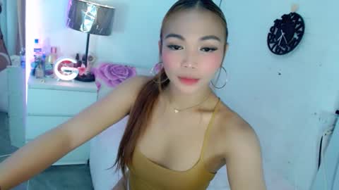Snapshot of abby_luxpinay chatting on January 2026 07:28:01 PM abby_luxpinay online show from January 2026 07:28:01 PM