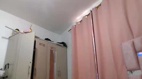 abby_moss_2 online show from December 2025 05:53:01 PM