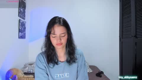 Abby Saenz online show from September 2025 03:55:02 PM