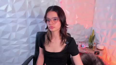 Abby Saenz online show from July 2026 09:10:02 PM