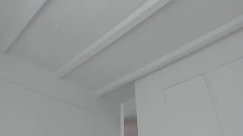 Laura  online show from February 2025 05:22:02 PM