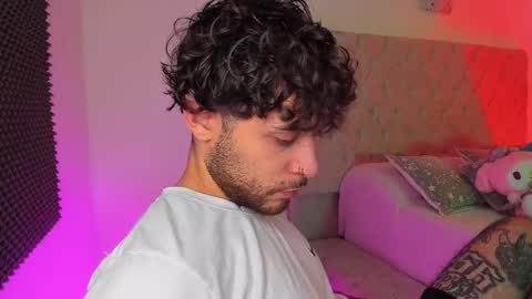 START TRANSMISSION ---- AM COLOMBIA TIME online show from November 2025 01:33:02 PM