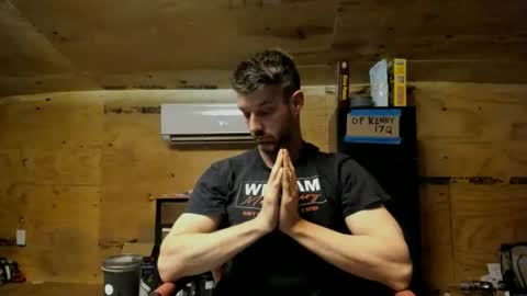 Snapshot of abbybraggontiktokisawhore chatting on February 2026 11:31:02 PM abbybraggontiktokisawhore online show from February 2026 11:31:02 PM