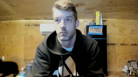 Snapshot of abbybraggontiktokisawhore chatting on February 2026 02:31:01 AM abbybraggontiktokisawhore online show from February 2026 02:31:01 AM