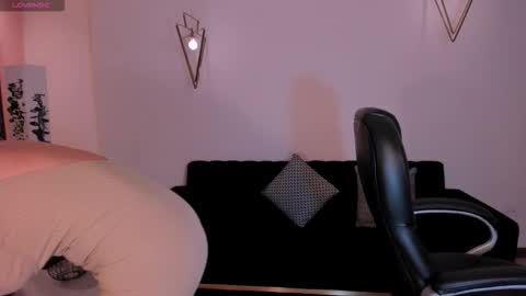 Abby Dalton  online show from December 2025 08:12:01 AM