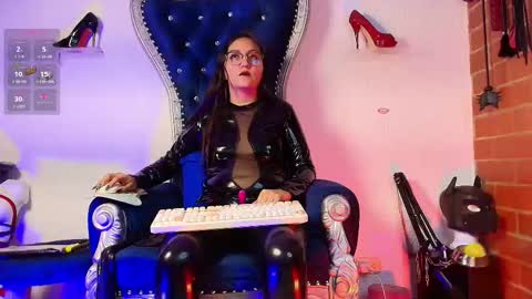 Snapshot of abbymora chatting on November 2025 07:56:02 PM Miss Abby online show from November 2025 07:56:02 PM