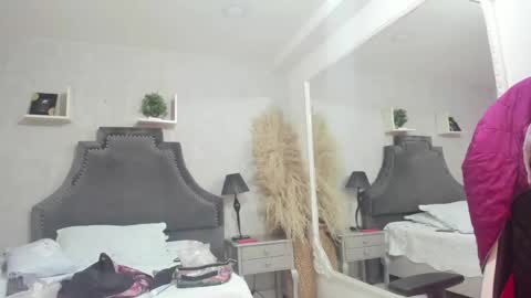 abbyrogers1 online show from May 2026 05:15:01 AM