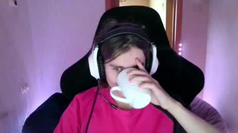 abbysal_blade online show from November 2025 06:02:02 AM