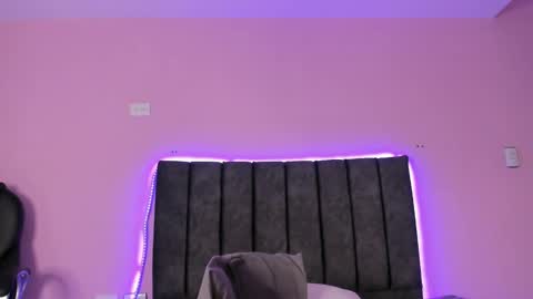 Abby Smith online show from December 2024 04:43:01 PM