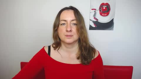 abbytaylorr online show from October 2025 06:45:01 AM