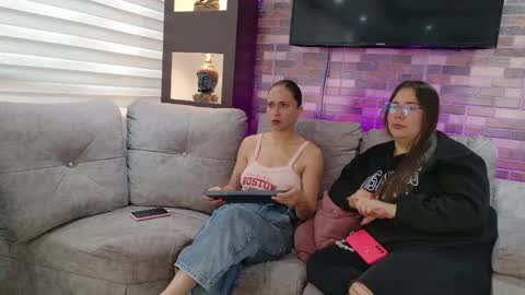 abella_as_ online show from May 2026 02:01:02 PM