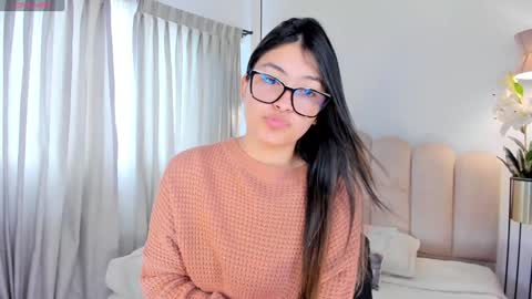 Snapshot of abella_ruiz chatting on February 2025 07:31:02 PM Abella Ruiz online show from February 2025 07:31:02 PM