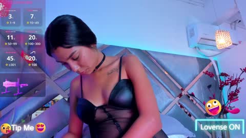 abelladgr online show from December 2024 02:52:01 AM