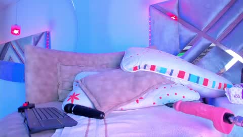 abelladgr online show from December 2024 08:58:02 AM