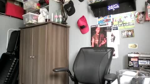 AJ online show from July 2026 07:46:01 PM