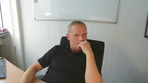 Snapshot of abenteurer2021 chatting on July 2026 03:40:01 PM abenteurer2021 online show from July 2026 03:40:01 PM