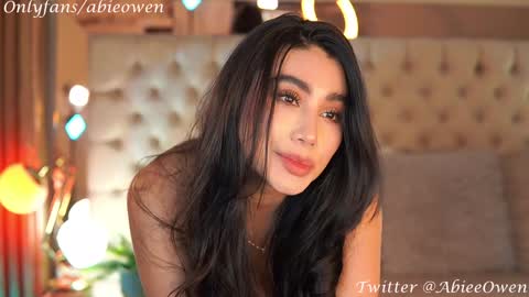 Snapshot of abie_owen chatting on December 2024 02:19:02 AM abie_owen online show from December 2024 02:19:02 AM