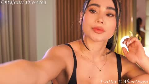 Snapshot of abie_owen chatting on January 2025 11:34:02 PM abie_owen online show from January 2025 11:34:02 PM