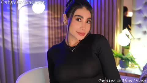 Snapshot of abie_owen chatting on February 2025 09:14:01 PM abie_owen online show from February 2025 09:14:01 PM