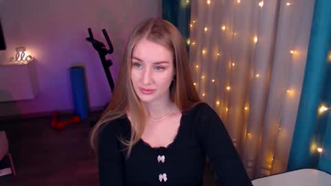 Anna online show from January 2025 05:23:02 PM