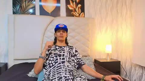  Abrovanel online show from May 2026 10:41:02 PM
