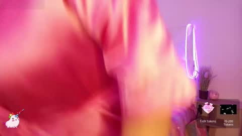 Abril  online show from September 2025 10:07:02 AM