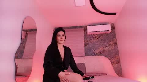 abril2234 online show from June 2026 12:00:02 PM