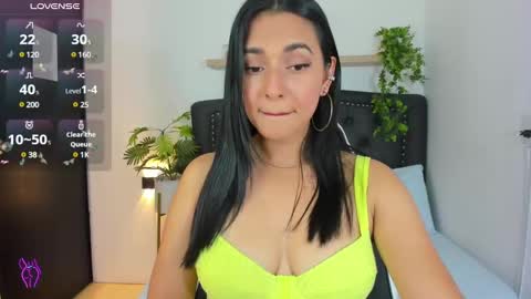 Snapshot of abril_71 chatting on March 2025 02:34:01 AM Abril online show from March 2025 02:34:01 AM