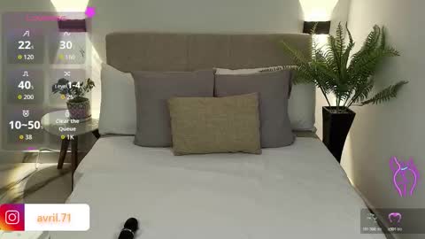 Snapshot of abril_71 chatting on January 2026 07:43:02 AM Abril online show from January 2026 07:43:02 AM