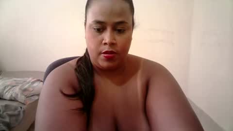 Snapshot of abril__ass chatting on April 2026 12:55:01 PM abril__ass online show from April 2026 12:55:01 PM