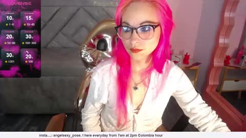 abril_ch_ online show from February 2026 12:24:01 PM