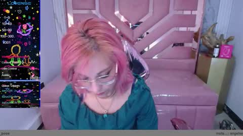 abril_ch_ online show from February 2026 12:28:02 PM