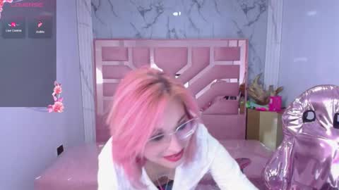 abril_ch_ online show from March 2026 12:45:02 PM