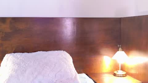 abril_collinz online show from July 2026 10:22:02 AM