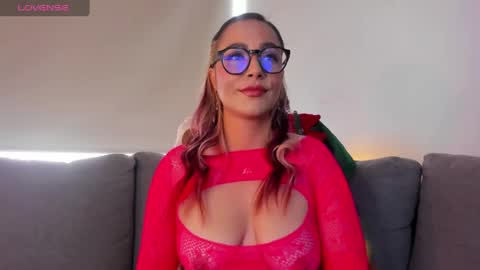 Snapshot of abril_dash chatting on December 2024 03:58:01 PM Abril online show from December 2024 03:58:01 PM