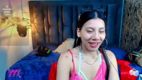 Snapshot of abril_fox__ chatting on June 2026 04:27:02 PM Abril Fox online show from June 2026 04:27:02 PM