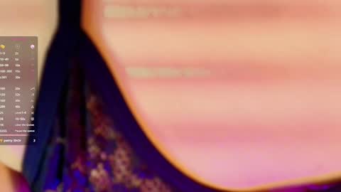 Snapshot of abril_lee__ chatting on March 2025 10:24:01 PM Abril online show from March 2025 10:24:01 PM