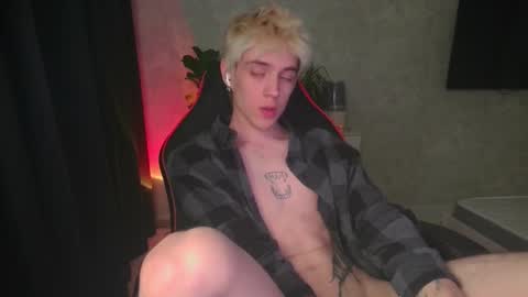 Nick online show from October 2025 03:53:01 PM