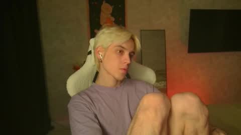 Nick online show from November 2025 02:57:02 PM