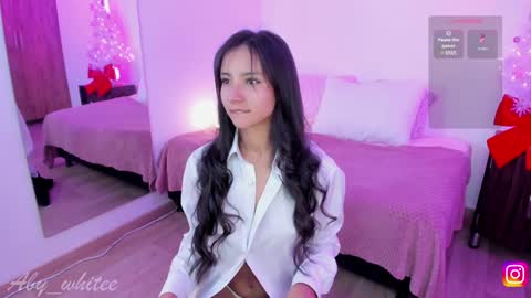 Snapshot of aby_whitee chatting on January 2025 04:55:01 AM Aby online show from January 2025 04:55:01 AM