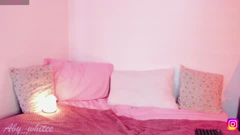 Snapshot of aby_whitee chatting on February 2025 11:17:01 PM Aby online show from February 2025 11:17:01 PM