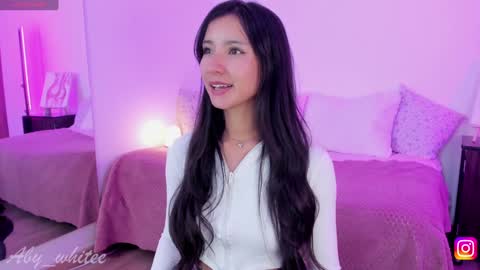 Snapshot of aby_whitee chatting on February 2025 02:08:02 AM Aby online show from February 2025 02:08:02 AM