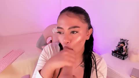 Snapshot of abynanami chatting on November 2025 10:42:02 PM Abynanami online show from November 2025 10:42:02 PM